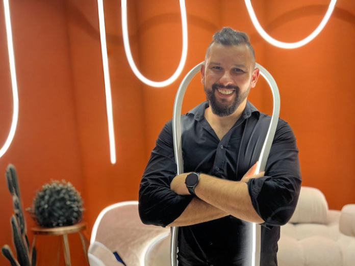 Dan V. Mureșan, Gründer von Kanavu Studio