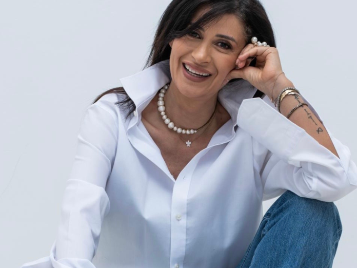 Roxana Alexandru, Mitbegründerin der Romanian Artists Agency