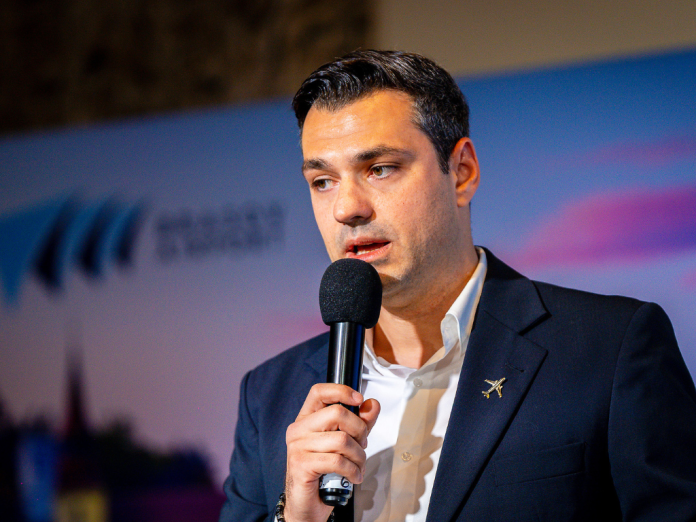 Marius Popescu, Gründer der Rumänischen Fluggesellschaftenvereinigung „Carpathia”
